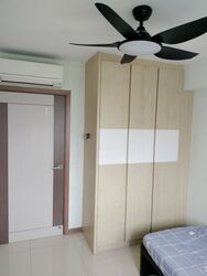 Bukit Batok West Avenue 5 (Bukit Batok),  #527904011